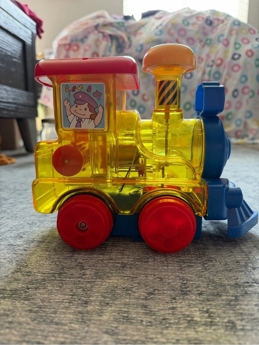 See through yellow train- tested - does not work- can be used for display